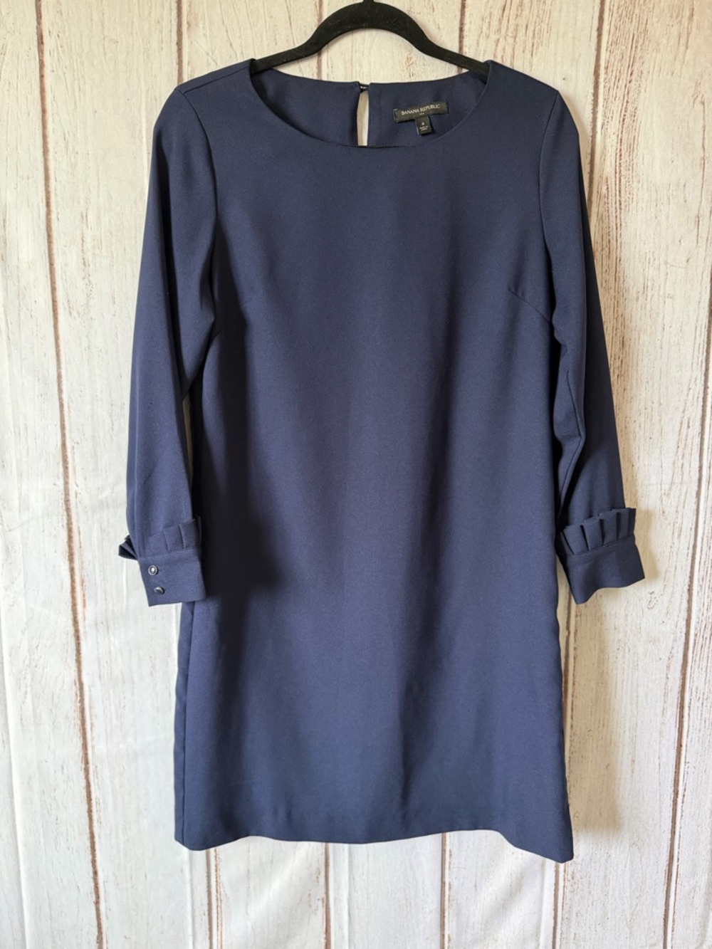 Banana Republic Pleated Cuff Shift Dress Size 4